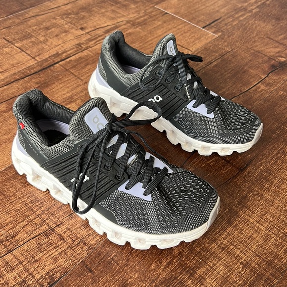 On Running Womens Cloudswift Black Lavender Sneakers Size 5 Athletic Shoe - Picture 1 of 10